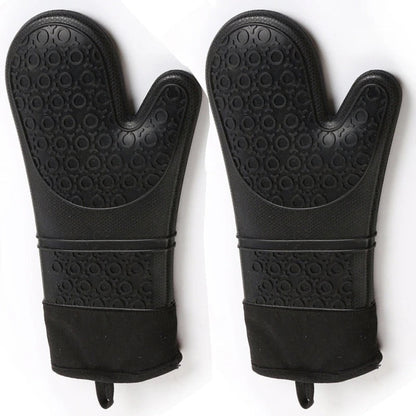 Belro heat-resistant oven gloves, durable fabric with reinforced grip, designed for safe handling of hot cookware in the kitchen.