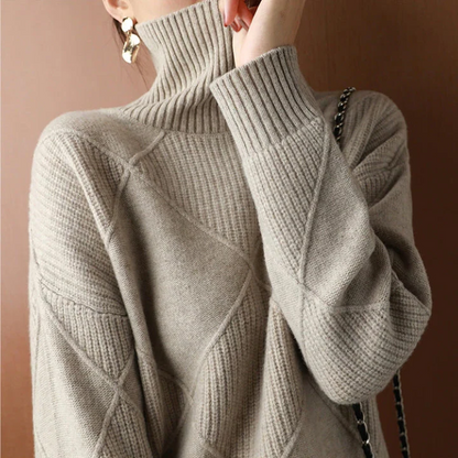 Belro knitted sweater in soft yarn, featuring a cozy, textured design and classic fit, perfect for casual wear.
