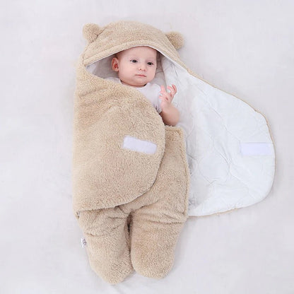 Belro Baby Bear pajamas, soft sleepwear for infants with a cute bear design, comfortable and cozy for bedtime.