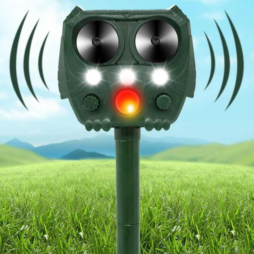Belro ultrasonic cat repellent device emitting ultrasound and noise to deter cats, foxes, rats, squirrels, and dogs outdoors.