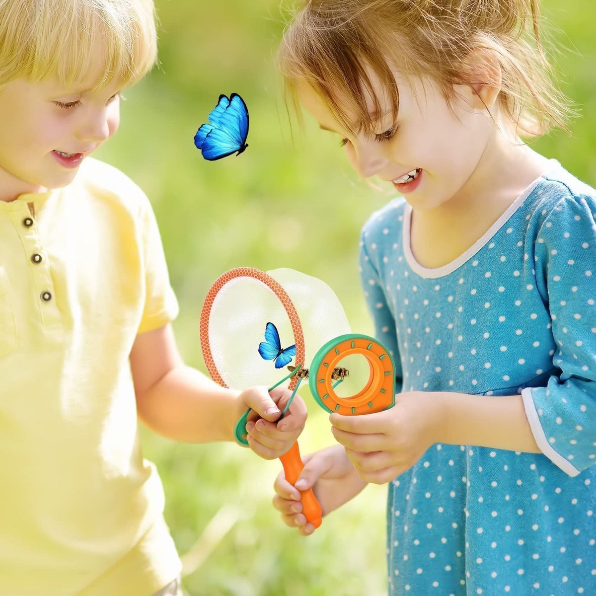 Belro Kids Insect Exploration Kit for kids, featuring tools and magnifiers to explore insects and learn about nature.