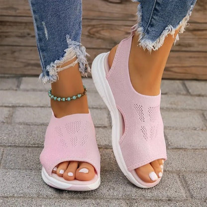 Belro women's sport sandals with built-in pain relief features, designed for comfort and support during active wear.