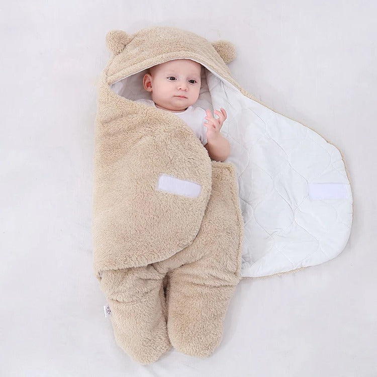 Belro baby bear pajamas, soft printed sleepwear for infants, featuring a cute bear design and cozy fabric.