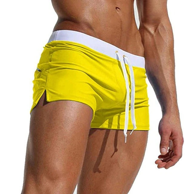 Men's quick-drying swim trunks by Belro, lightweight and comfortable swimwear with a stylish design, suitable for beach or pool.