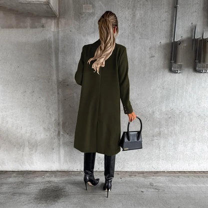 Belro women's winter coat featuring a warm, insulated design with a hood, perfect for cold weather.