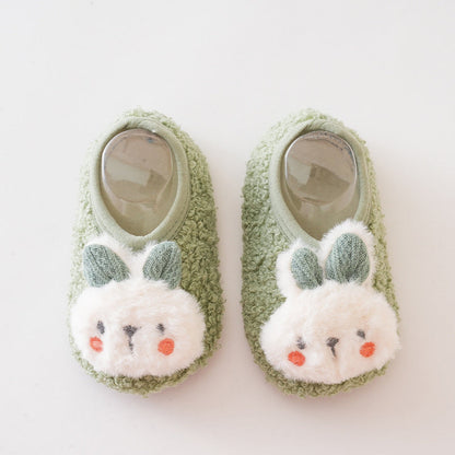 Belro baby sock shoes displayed on a baby’s feet, soft footwear with elastic ankle for comfort and easy wear.