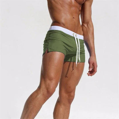 Men's Belro quick-drying swim trunks, lightweight and stylish swimwear with vibrant print, suitable for swimming and beachwear.