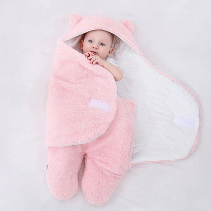 Belro Baby Bear Pajamas with cute bear print, soft fabric, and cozy sleepwear for infants.