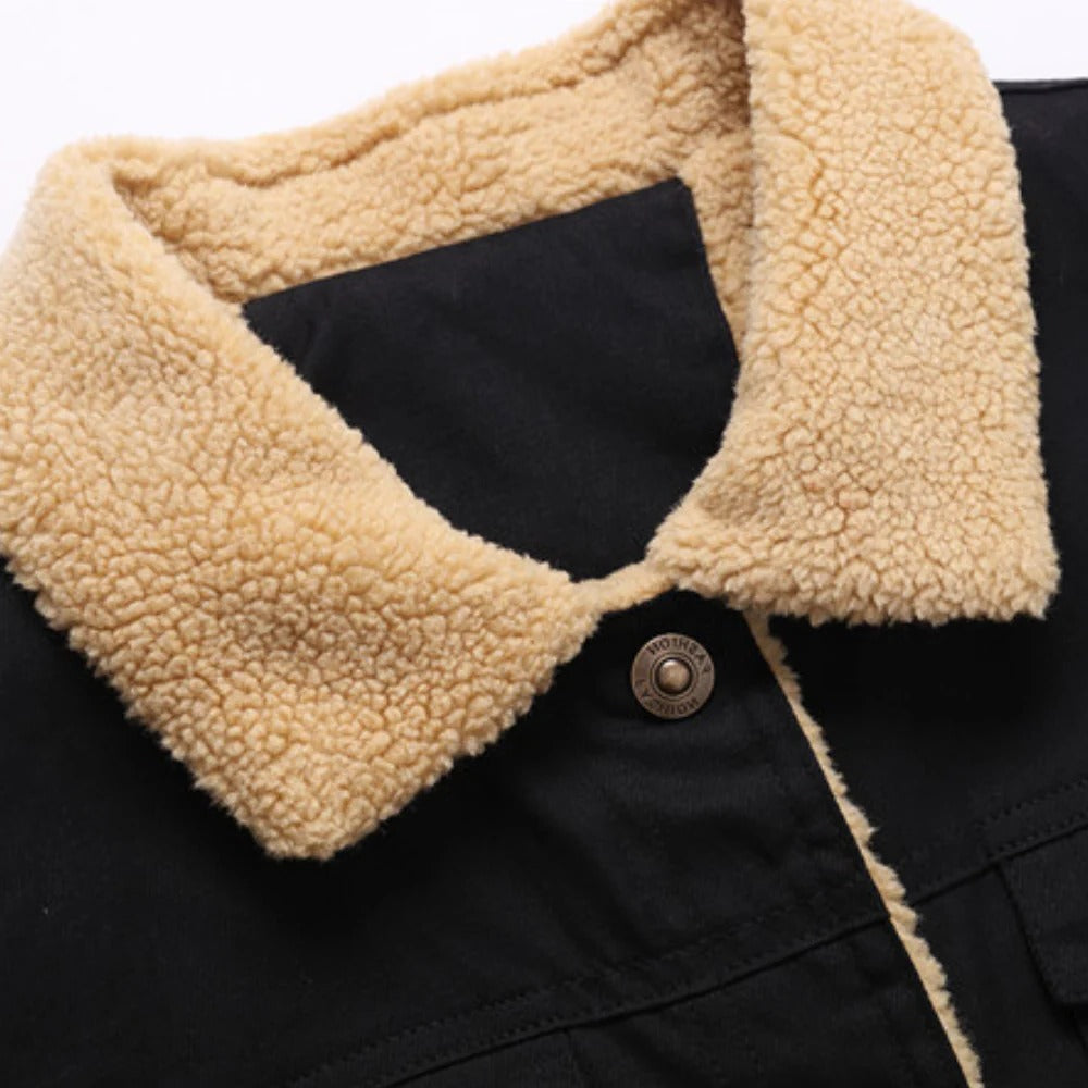 Belro vintage men's bomber jacket with classic design, featuring a front zipper, ribbed cuffs, and a stylish collar.