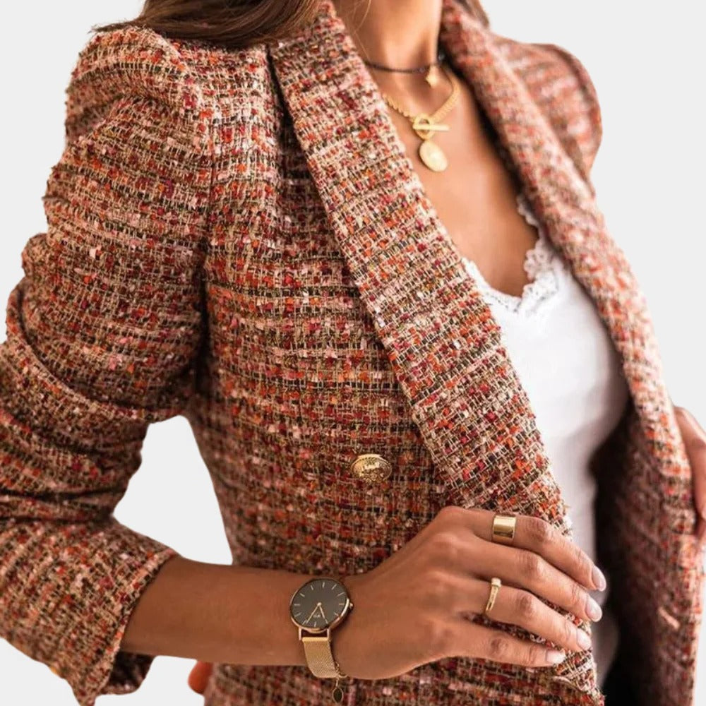 Belro women's blazer paired with pants, stylish business casual clothing for women, tailored fit in a professional look.