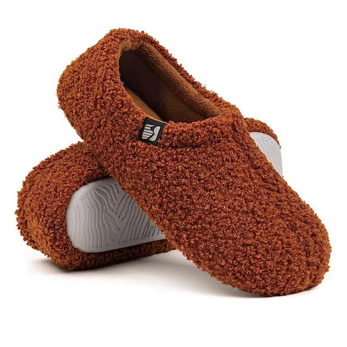 Belro fleeced closed back indoor slipper with soft lining and slip-on design, ideal for comfortable home footwear.