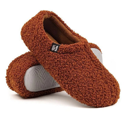 Belro fleeced closed back indoor slipper with soft lining and slip-on design, ideal for comfortable home footwear.