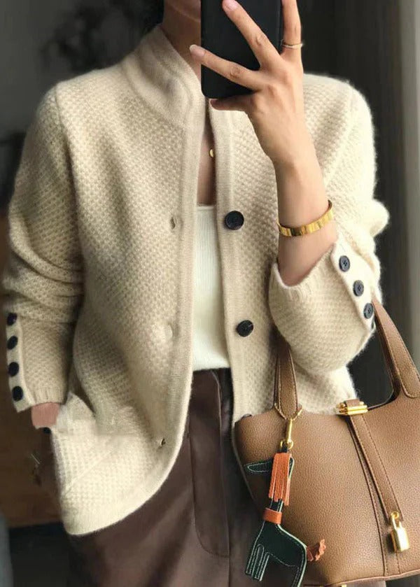 Belro automotive cardigan for cozy evenings, soft knit fabric, long sleeves, and classic design ideal for comfortable wear.