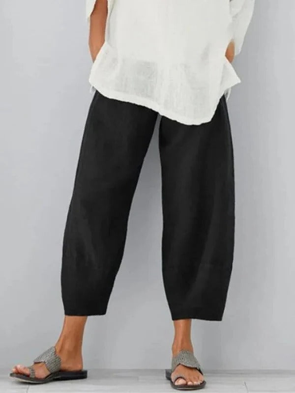 Women’s linen leisure pants by Belro, casual light-colored linen clothing with relaxed fit and comfortable style.