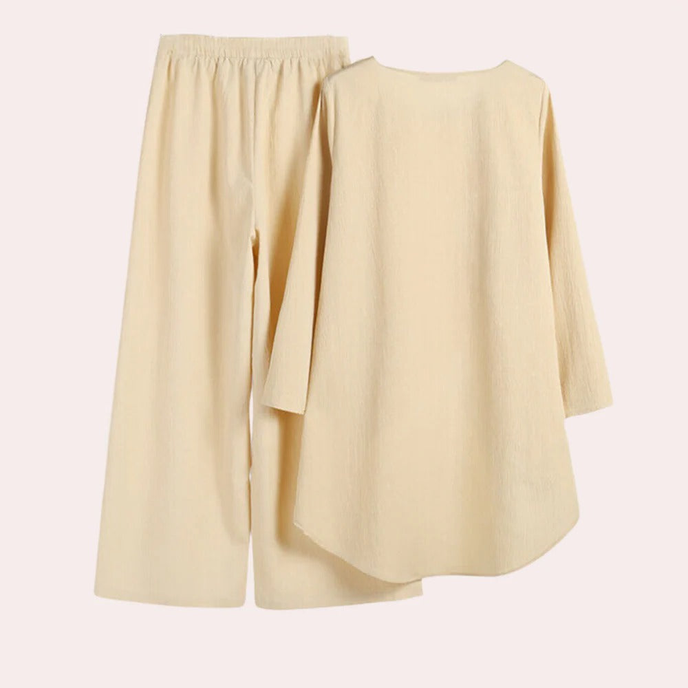 Belro elegant ladies' fashion set featuring stylish pants, tailored fit, in a chic and sophisticated design.