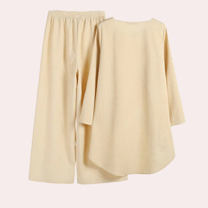 Belro elegant ladies' fashion set featuring stylish pants, tailored fit, in a chic and sophisticated design.
