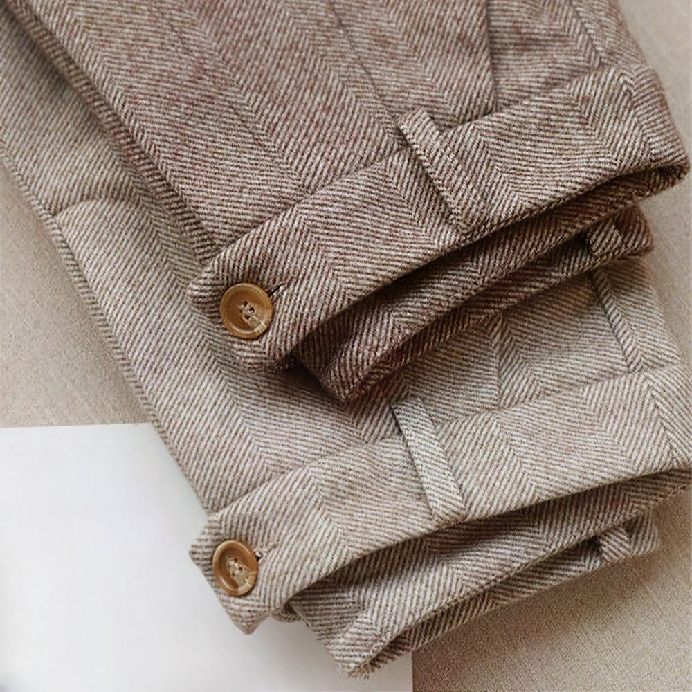 Belro women's fitted elegant pants featuring a sleek, tailored design in a neutral color, perfect for stylish office or casual wear.