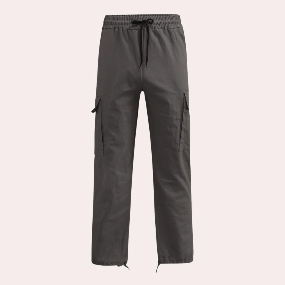 Belro men's cargo pants featuring multiple pockets, relaxed fit, and durable fabric, perfect for casual and outdoor wear.