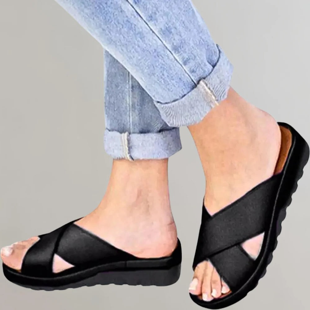 Belro women's comfortable slippers with plush lining and soft sole, perfect for indoor wear and cozy comfort.