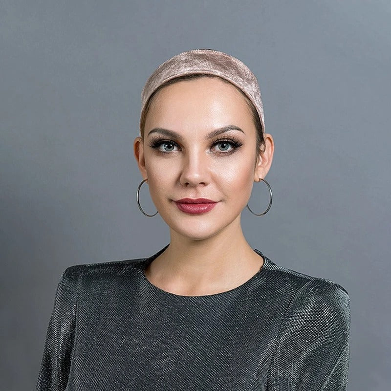 Belro velvet wig grip headband, soft black hair accessory for secure and comfortable wig wear, close-up view of the headband.
