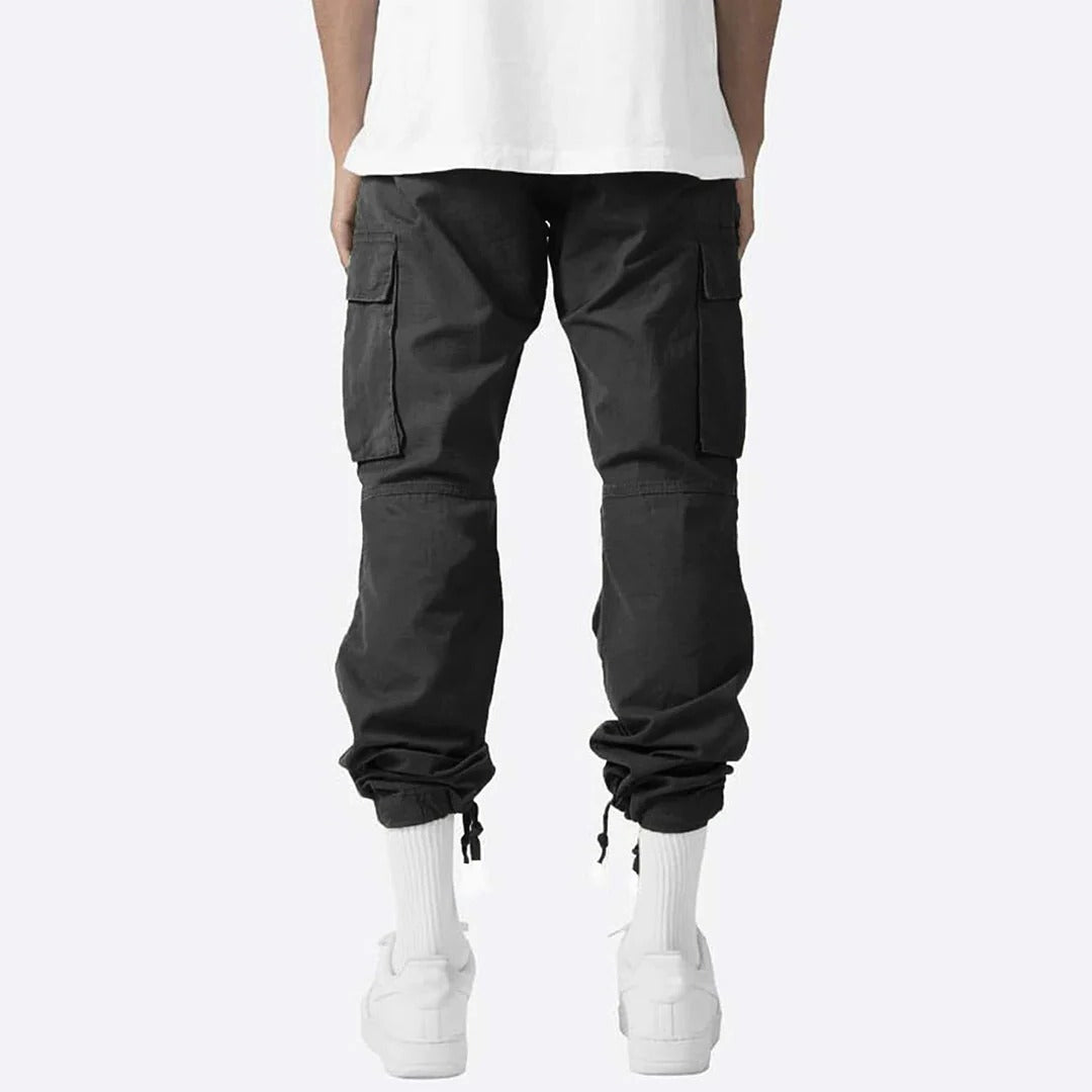 Belro men's cargo pants featuring multiple pockets, casual fit, and durable fabric, suitable for everyday wear.