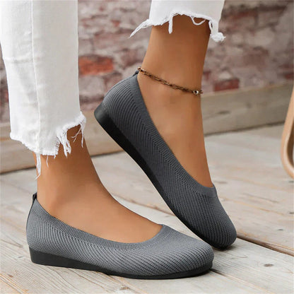 Belro orthopedic slip-on slippers with cushioned soles and supportive design, ideal for comfortable everyday footwear.