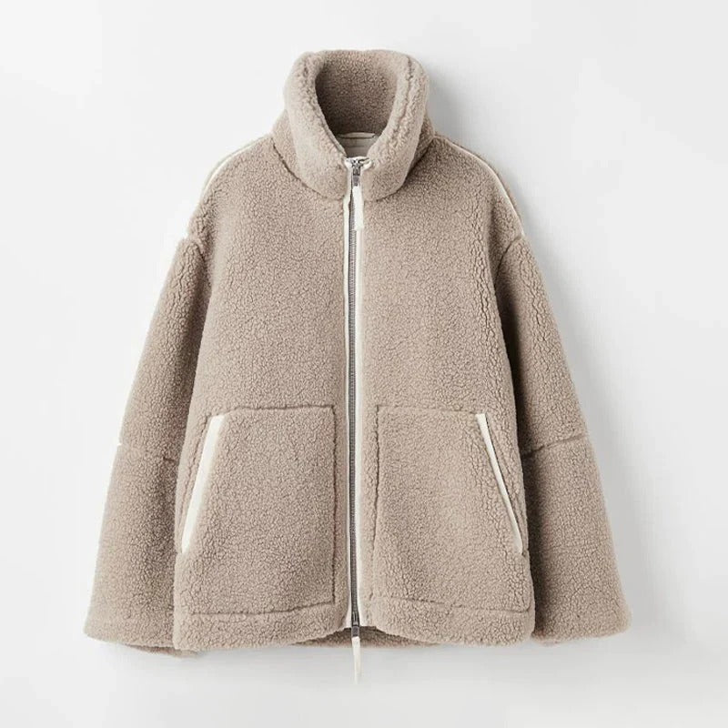 Belro Lambswool jacket for women, stylish and warm, featuring a classic fit and soft wool texture, ideal for cold weather.