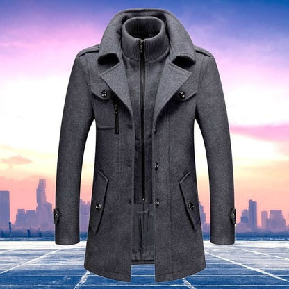 Men's Belro two-piece winter coat, navy blue jacket with a hood and insulated lining, suitable for cold weather.
