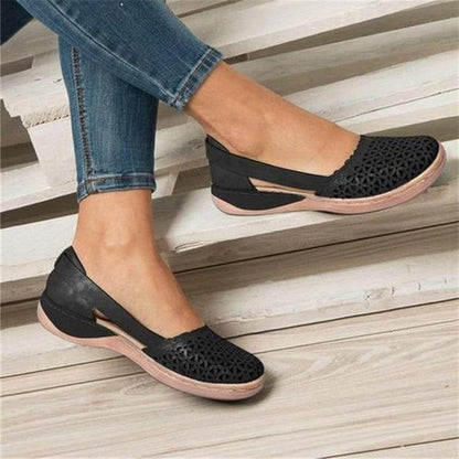 Belro women's flats designed for bunions, featuring comfortable, supportive footwear for health and foot pain relief.