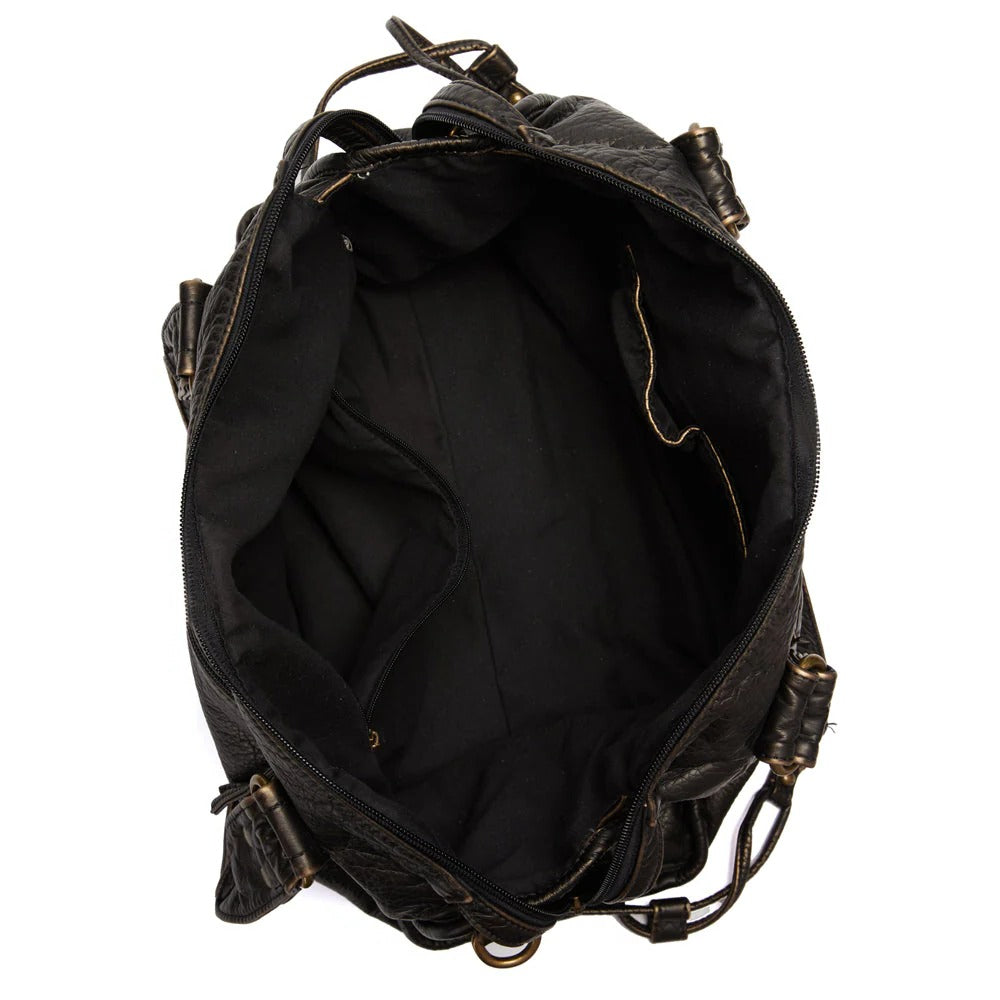 Black Belro handbag for classes, stylish accessory with a sleek design, ideal for carrying essentials and personal items.