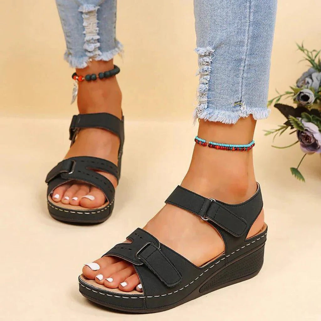 Belro orthopedic sandals for women featuring supportive footbed and comfortable design, perfect for everyday wear.