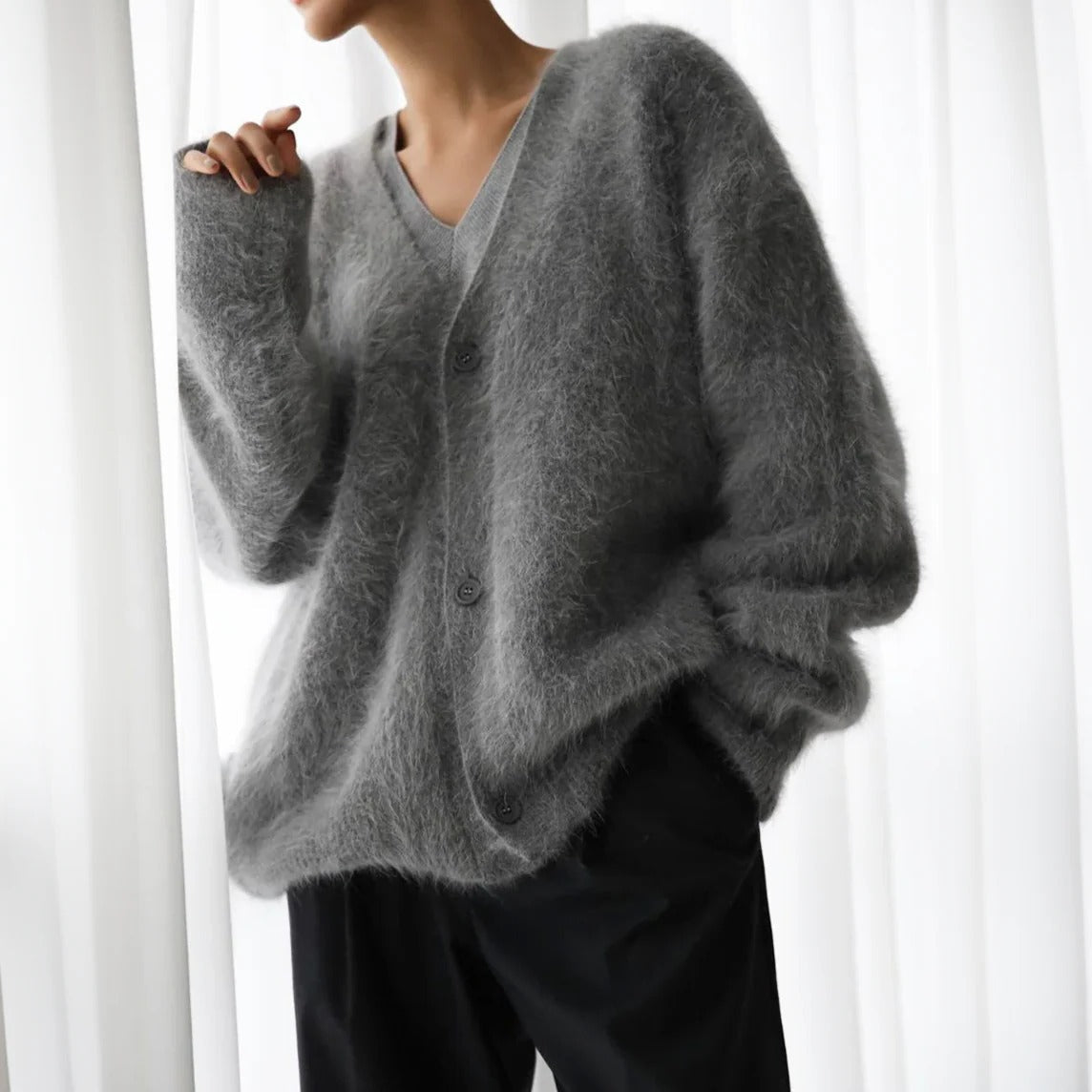 Belro soft cashmere sweater for women, cozy knit clothing, natural fit, light beige color, displayed on a model.