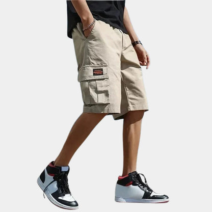 Belro men's cargo shorts with multiple pockets, casual fit, made of lightweight fabric, suitable for outdoor and everyday wear.