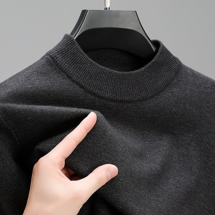 Belro men's cashmere sweater with elegant hem, showcasing soft, high-quality knit fabric and stylish fit.