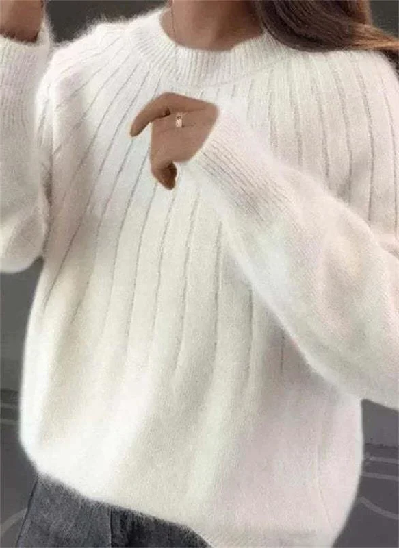 Belro soft cashmere knitted sweater for women, featuring a cozy warm design, perfect for luxury winter wear.