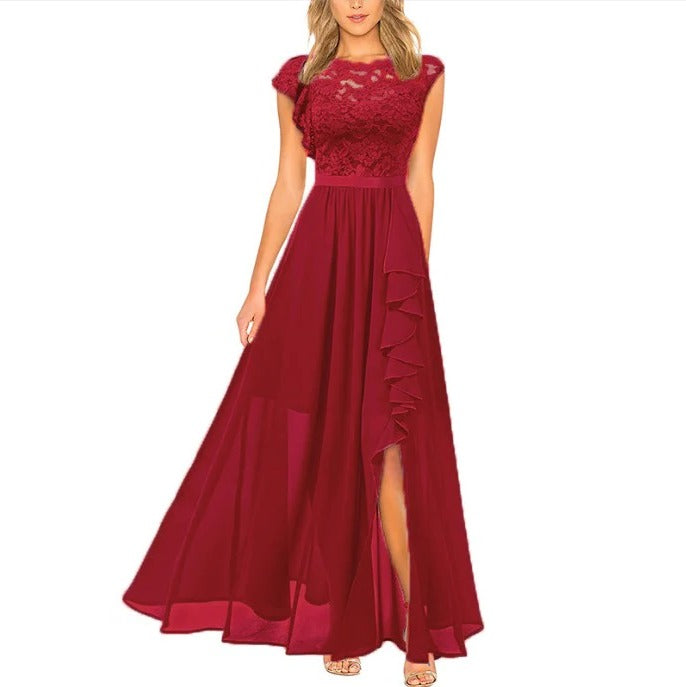 Elegant women's dress by Belro featuring a flattering fit and stylish design, shown on a model.