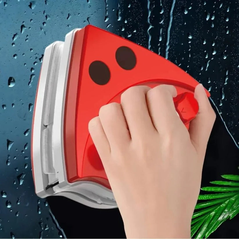 Belro dual-sided magnetic window cleaner with ergonomic handle, designed for cleaning both sides of glass efficiently.