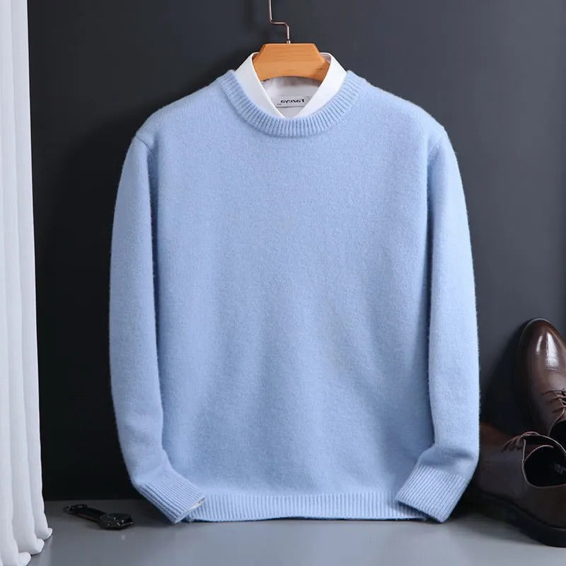 Belro men's high-quality soft cashmere sweater, cozy knit clothing with a classic crewneck and ribbed cuffs visible in the image.