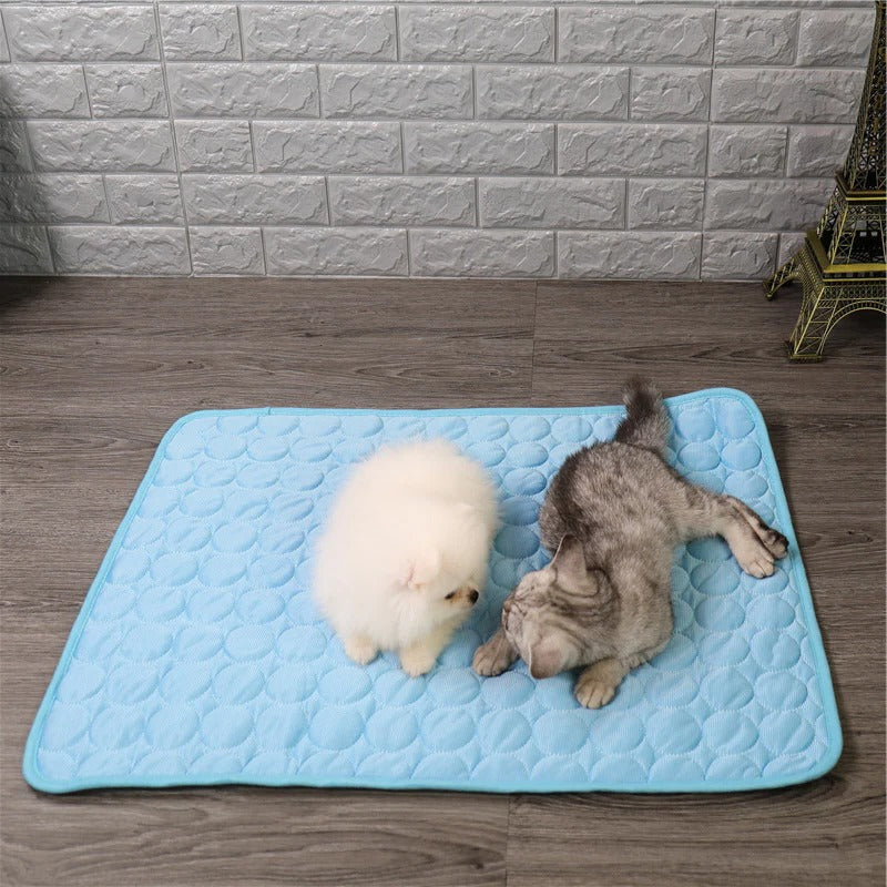 Cooling pad for pets by Belro, soft fabric surface with cooling gel, perfect for keeping pets comfortable in warm weather.