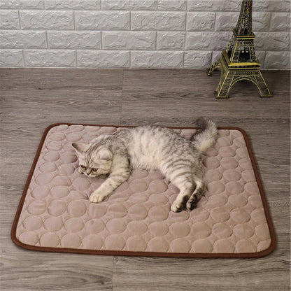 Belro cooling pad for pets showing a soft, insulated cooling surface suitable for dogs and cats to stay cool.