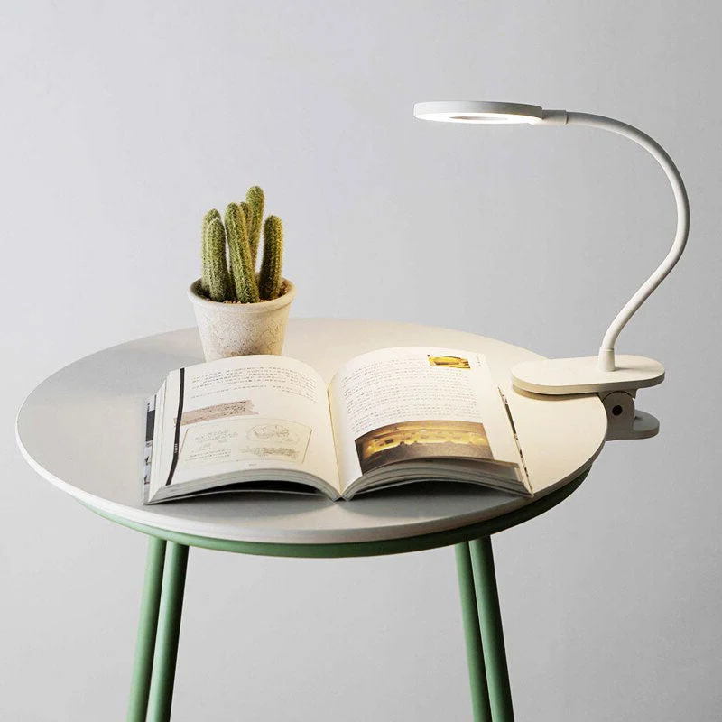 Belro wireless clip desk lamp with adjustable arm and LED light, suitable for home and outdoor use on tables and workspaces.