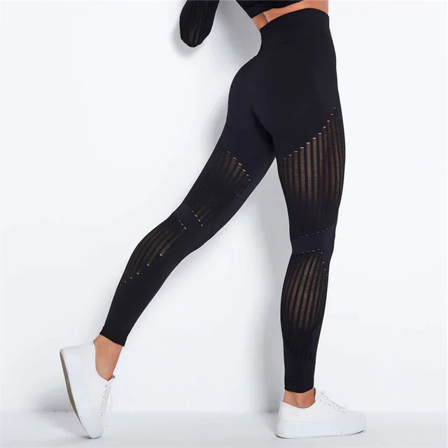 Belro anti-cellulite compression leggings shown on a model, activewear clothing designed to shape and support the legs.