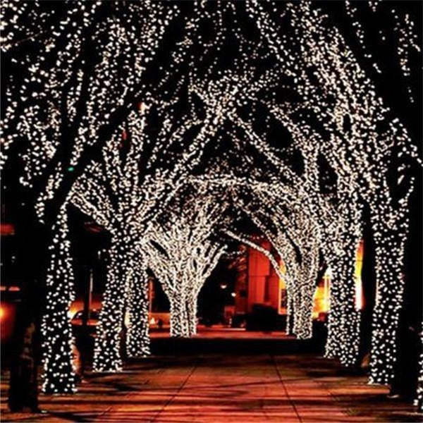 Belro 17-meter solar-powered fairy lights with 100 LED bulbs, ideal for outdoor home and garden decoration.
