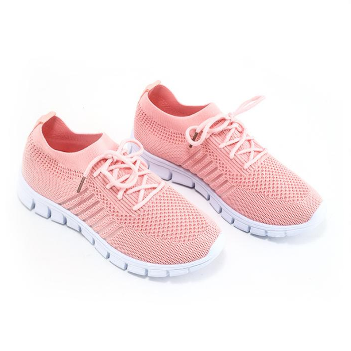 Belro orthopedic sneakers with supportive design and breathable fabric, ideal for comfortable, everyday footwear.