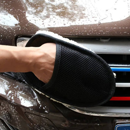 Belro microfiber car cleaning cloth on a clean surface, ideal for home and garden car care and detailing.