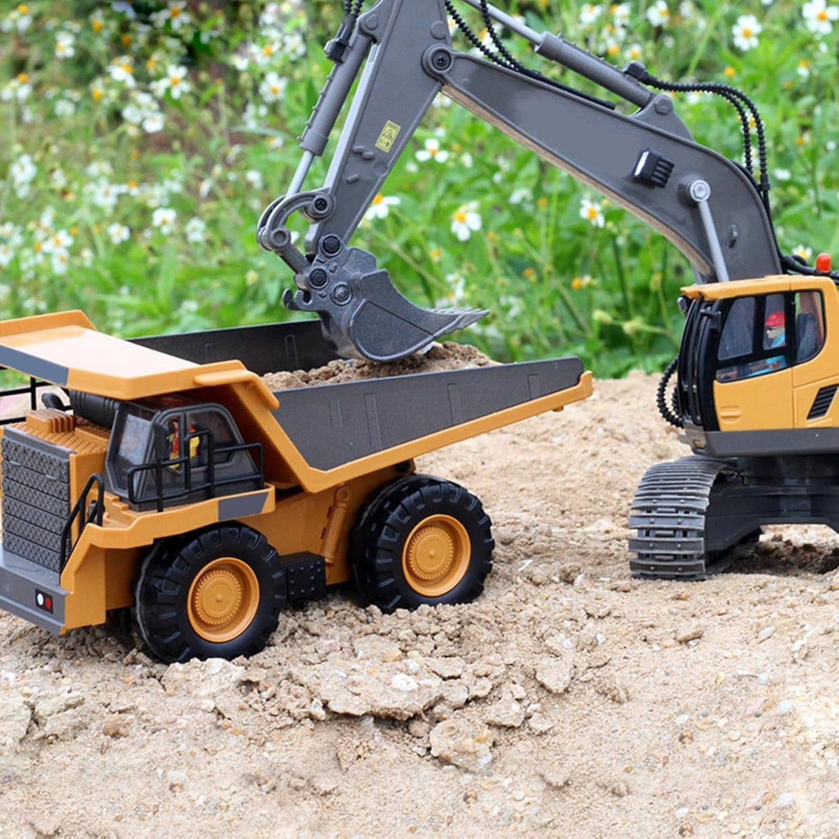 Belro 4WD remote control excavator bulldozer toy with movable arms and wheels, perfect for kids' construction play.