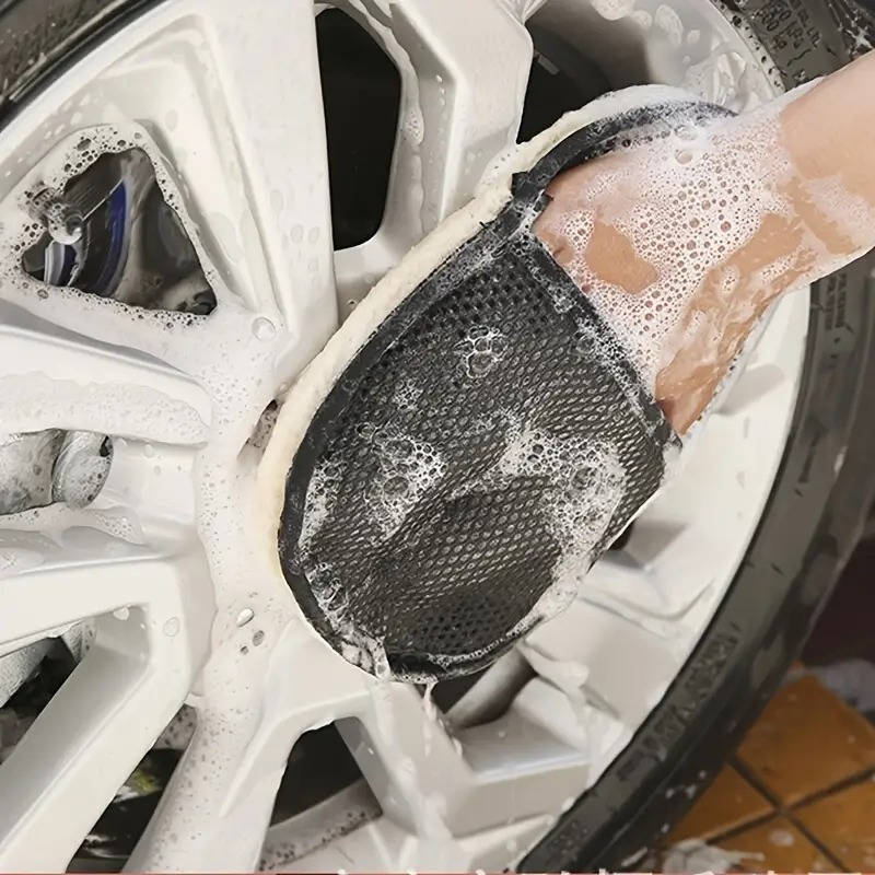 Belro microfiber car cleaning cloth, soft and absorbent, shown draped on a car surface, ideal for polishing and detailing.