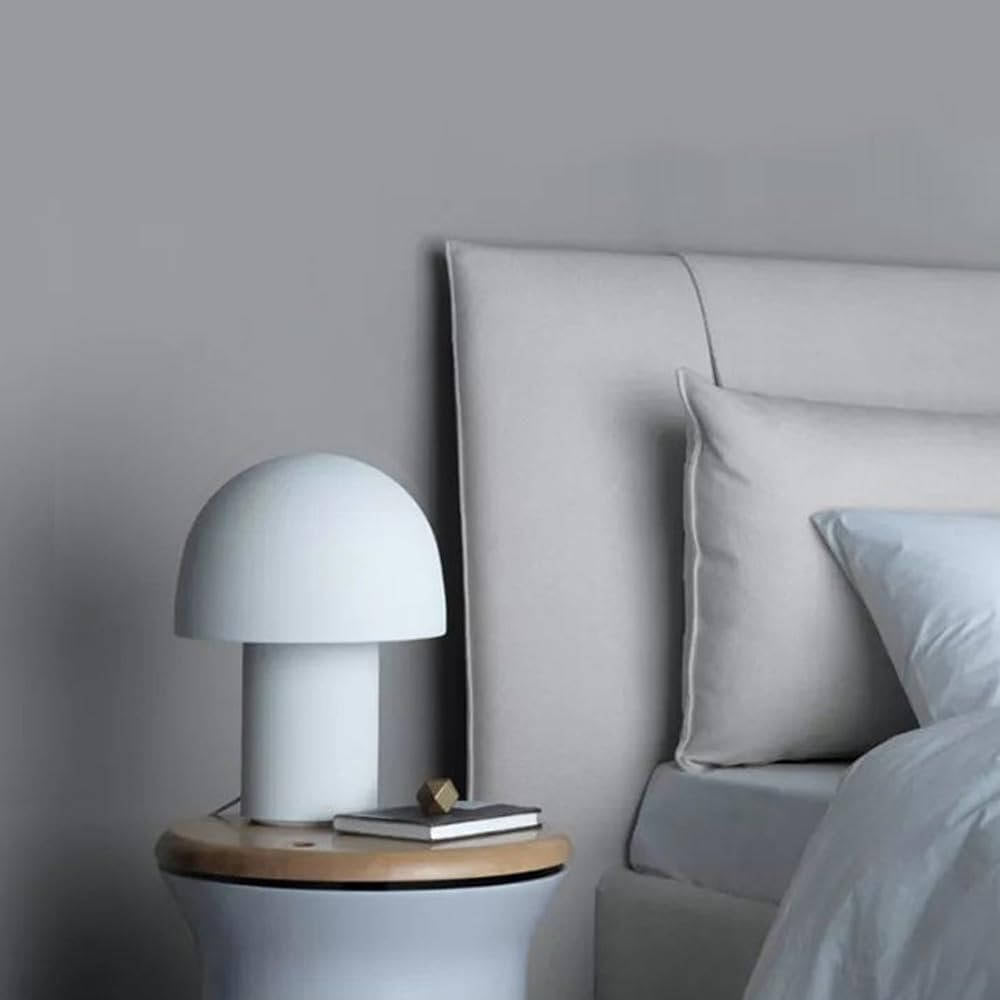 Wireless modern table lamp by Belro with sleek design, suitable for outdoor home and garden spaces.