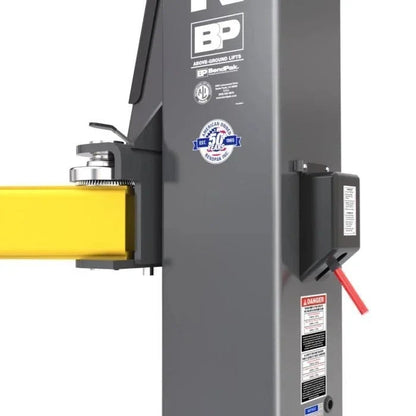 Casavibeo BendPak 12APX-192 12,000 lb clearfloor two-post lift with robust support arms and safety features.