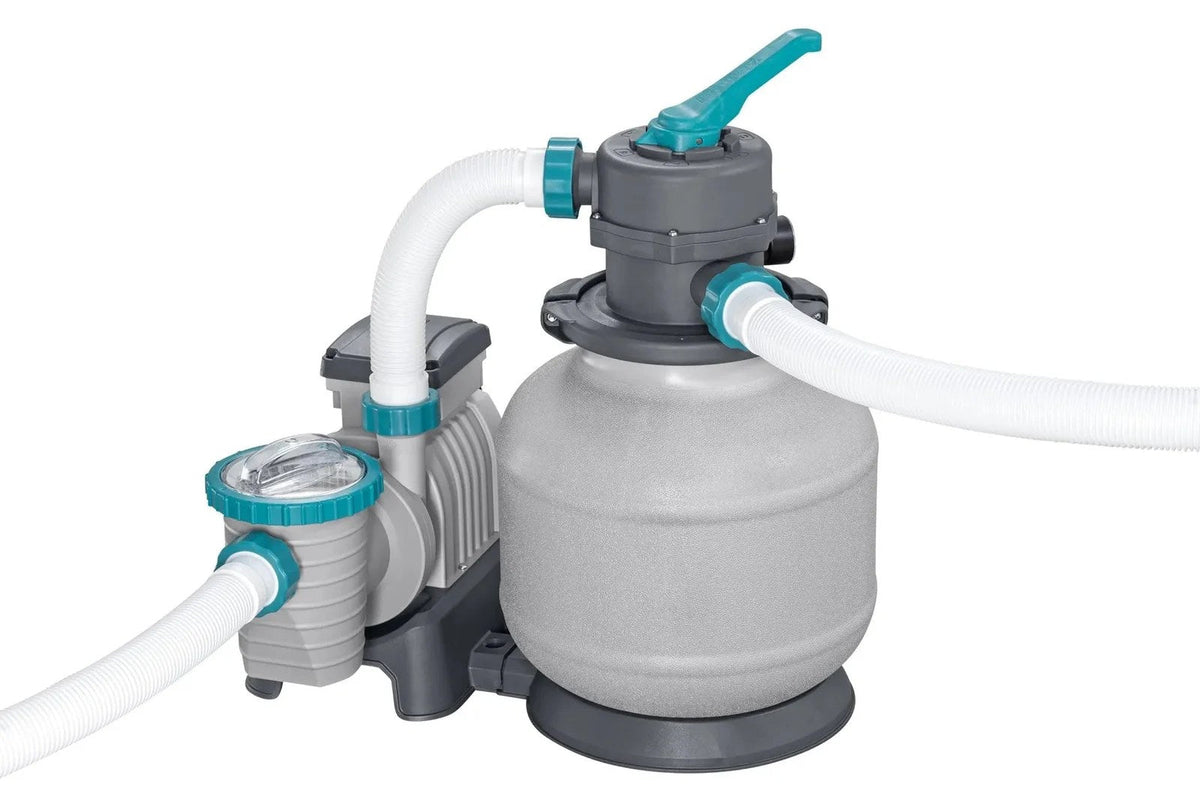 Casavibeo Bestway APX 365 22-foot round above ground swimming pool with pump and ladder, set up outdoors with clear water.